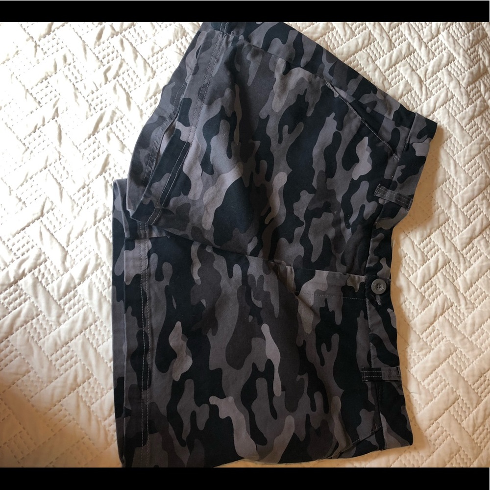 Trouser shorts